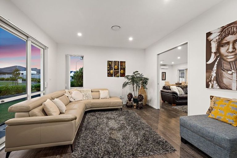 Photo of property in 57 Pohutukawa Parade, Riverhead, 0820