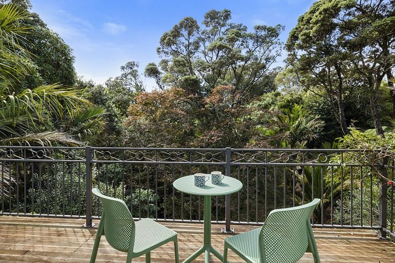 Photo of property in 8 Dorset Avenue, Westown, New Plymouth, 4310