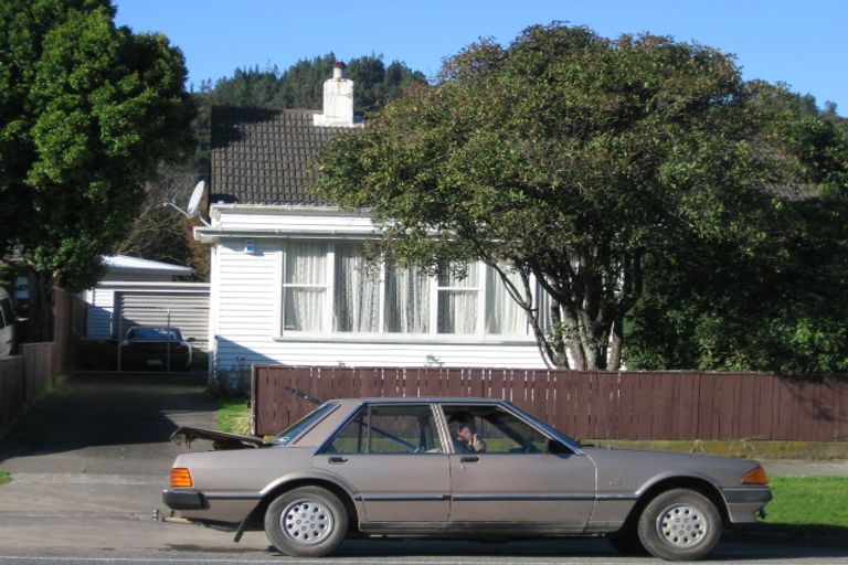 Photo of property in 1240 High Street, Taita, Lower Hutt, 5011