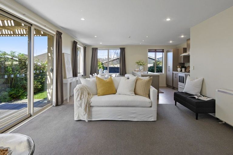 Photo of property in 126 Lincoln Road, Addington, Christchurch, 8024