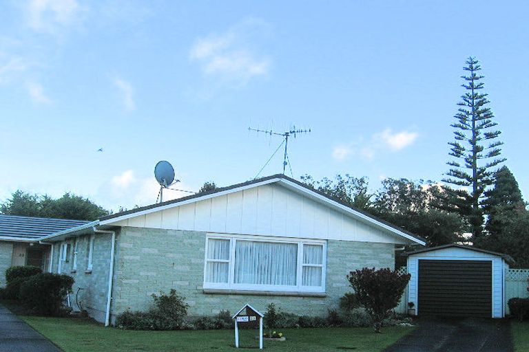 Photo of property in 25 Anthony Grove, Paraparaumu Beach, Paraparaumu, 5032