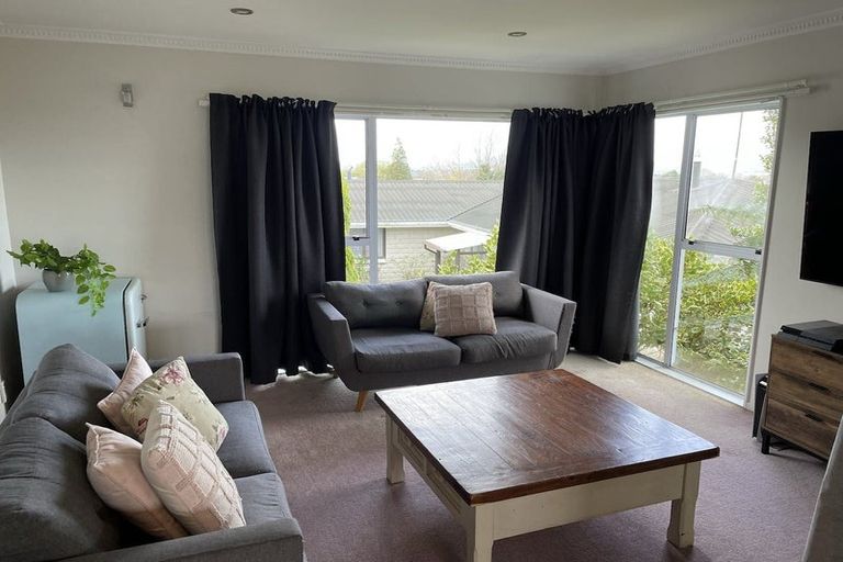 Photo of property in 6 Ngaio Place, Lansdowne, Masterton, 5810