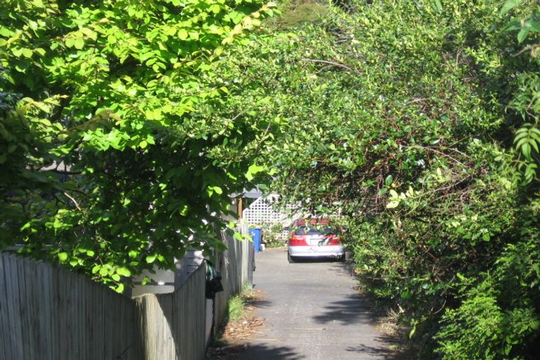 Photo of property in 35a Fairmount Road, Titirangi, Auckland, 0604