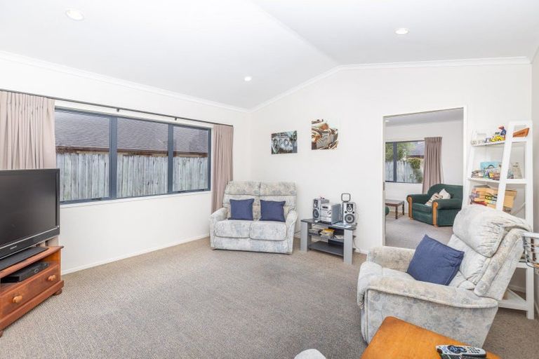 Photo of property in 61 Saint James Drive, Huntington, Hamilton, 3210