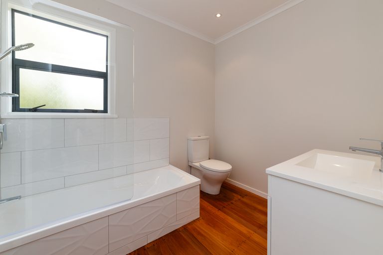 Photo of property in 26b Ihaka Street, Hokowhitu, Palmerston North, 4410