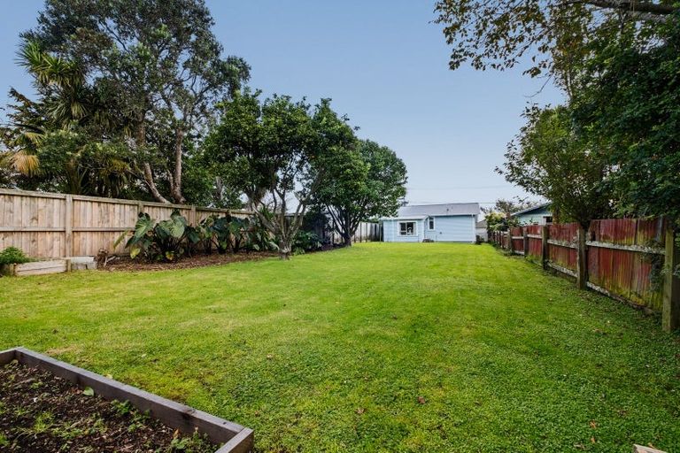 Photo of property in 43 Lyn Street, Lynmouth, New Plymouth, 4310