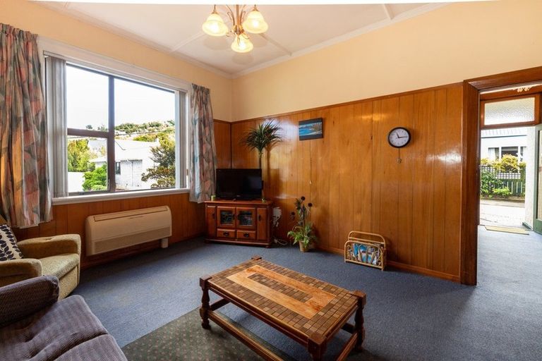 Photo of property in 6 Catherine Street, Caversham, Dunedin, 9012