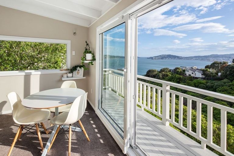 Photo of property in 1/72 Homebush Road, Khandallah, Wellington, 6035