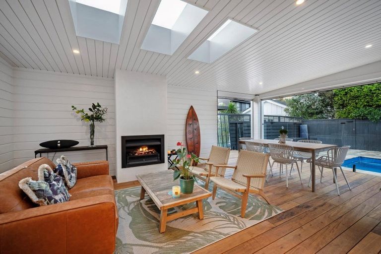 Photo of property in 4 Milford Park Place, Milford, Auckland, 0620