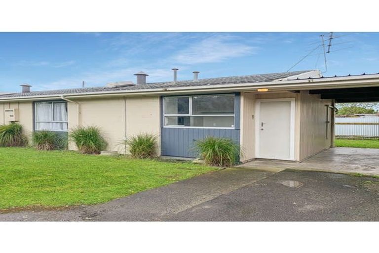 Photo of property in 29b-c Queenwood Road, Levin, 5510