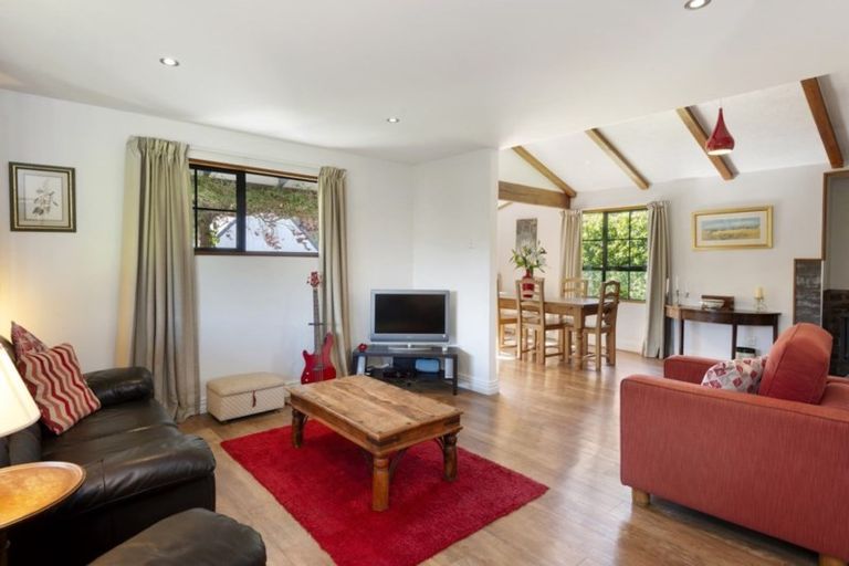 Photo of property in 24 Broad Street, Southbridge, 7602