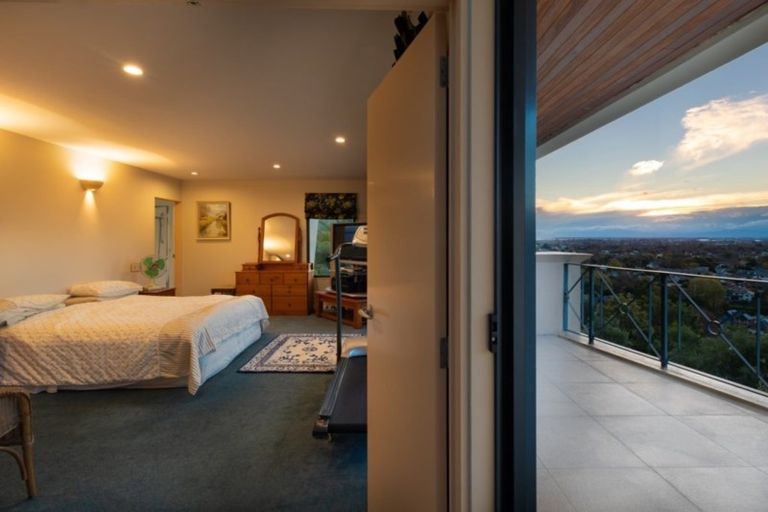 Photo of property in 35 Major Aitken Drive, Huntsbury, Christchurch, 8022