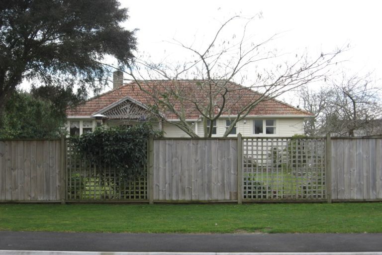 Photo of property in 42 Haultain Street, Fairfield, Hamilton, 3214