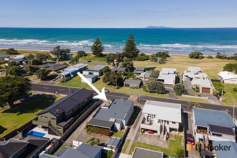Photo of property in 10 Dillon Street, Waihi Beach, 3611