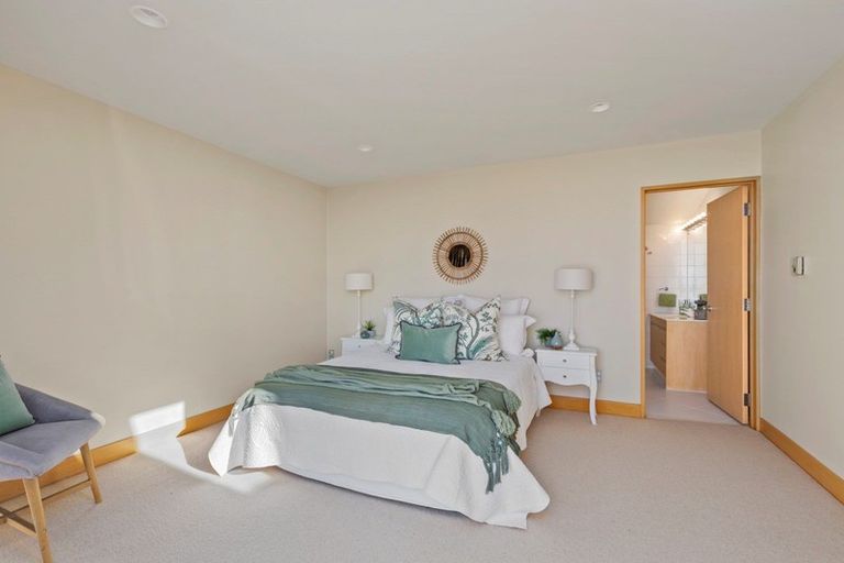 Photo of property in 8a Pacific View Road, Papamoa Beach, Papamoa, 3118