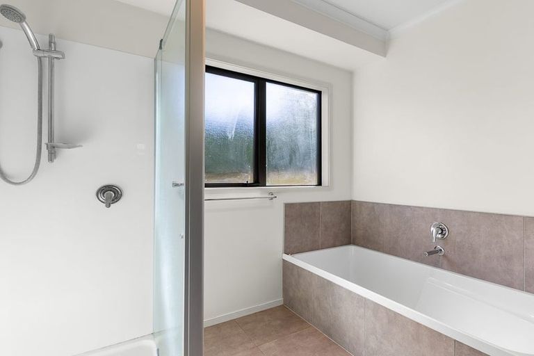Photo of property in 5 West Street, Tuakau, 2121