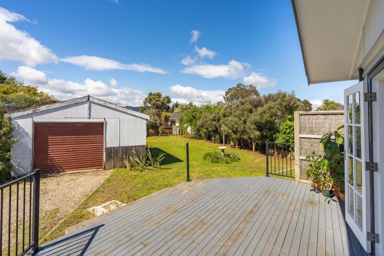 Photo of property in 18 Walton Road, Paraparaumu Beach, Paraparaumu, 5032