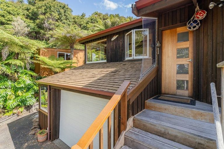 Photo of property in 969 Purangi Road, Cooks Beach, Whitianga, 3591