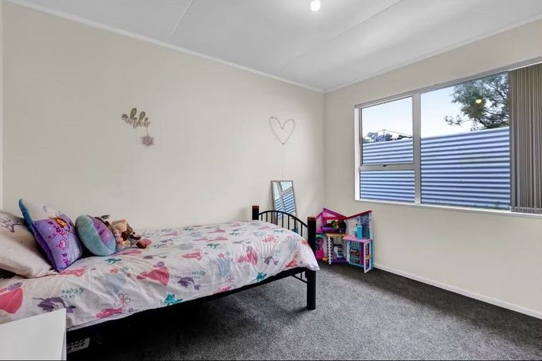 Photo of property in 3 Veronica Place, Bell Block, New Plymouth, 4312
