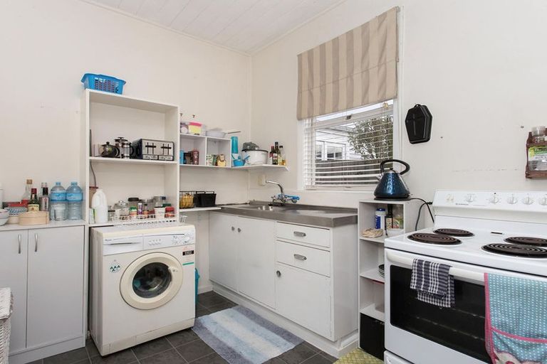 Photo of property in 94a Selwyn Street, Somerfield, Christchurch, 8024