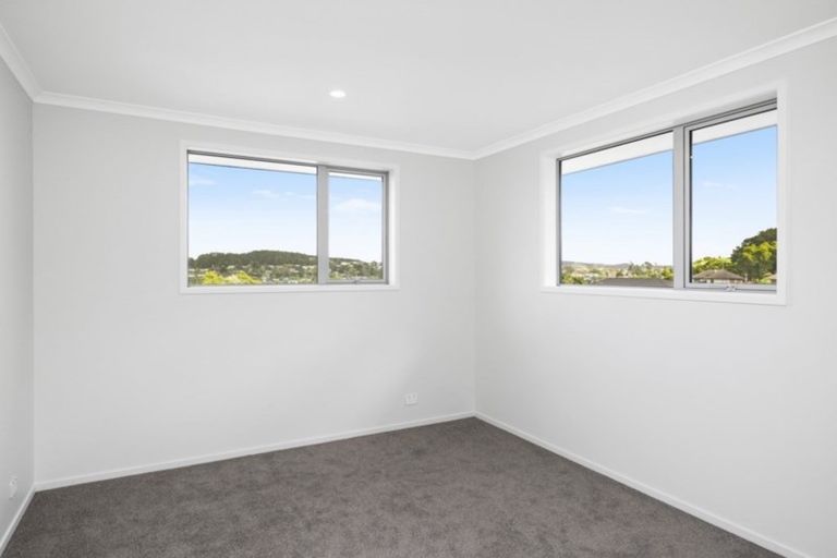 Photo of property in 2 Valley Heights Lane, Pukekohe, 2120