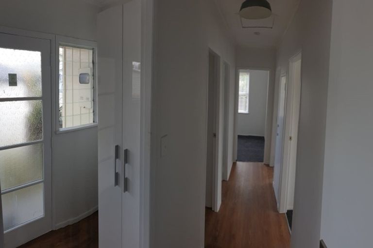 Photo of property in 2/15 Tasman Drive, Opaheke, Papakura, 2113