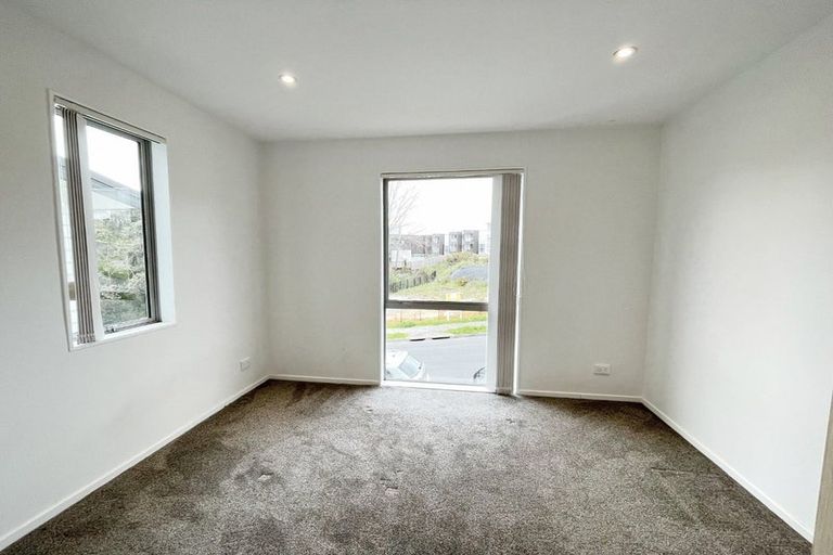 Photo of property in 20/10 Silver Moon Road, Albany Heights, Auckland, 0632