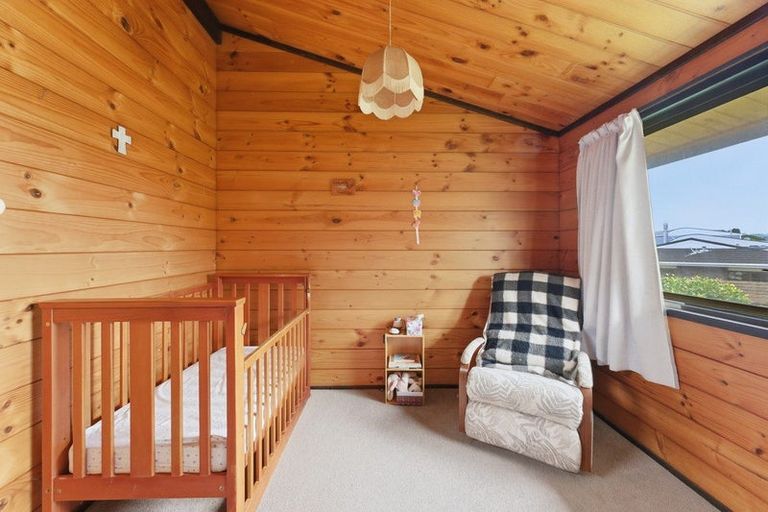 Photo of property in 10a Virginia Place, Whalers Gate, New Plymouth, 4310