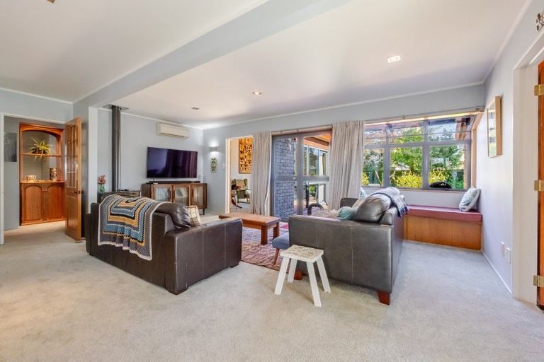 Photo of property in 8 Willow Grove, Waipukurau, 4200