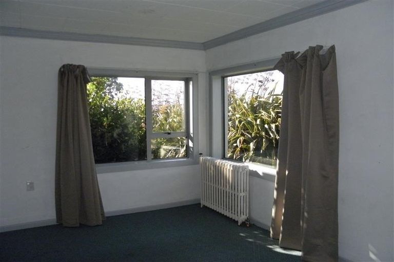 Photo of property in 12 Oteramika Road, Rockdale, Invercargill, 9812