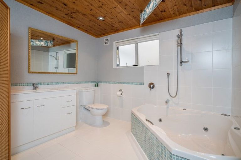 Photo of property in 12 Hillside Avenue, Mangawhai Heads, Mangawhai, 0505