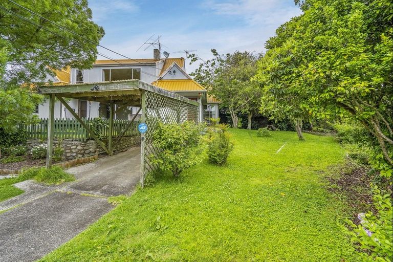 Photo of property in 42 Eatwell Avenue, Paraparaumu Beach, Paraparaumu, 5032