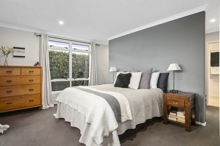 Photo of property in 21 Norfolk Drive, Cambridge, 3434