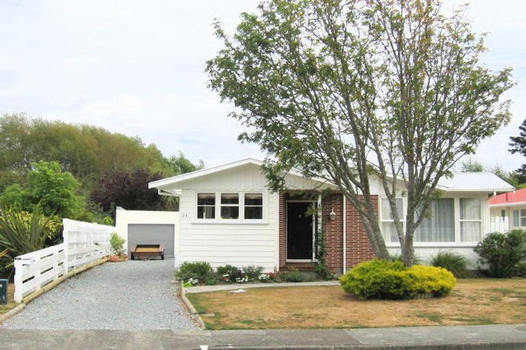 Photo of property in 21 Perry Street, Heretaunga, Upper Hutt, 5018