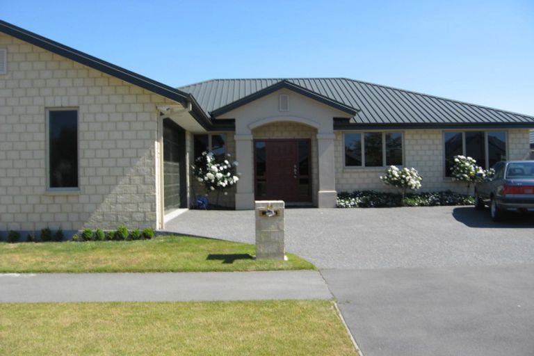 Photo of property in 14 Pepperwood Place, Shirley, Christchurch, 8061