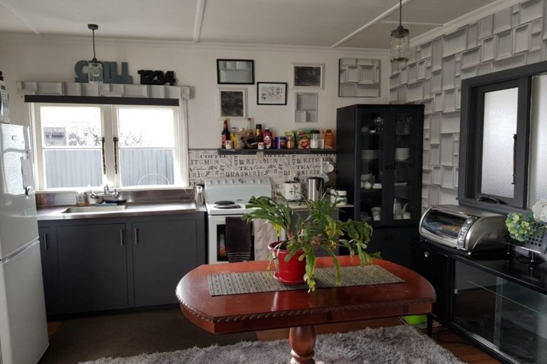 Photo of property in 22 Simmonds Street, Alexandra, 9320