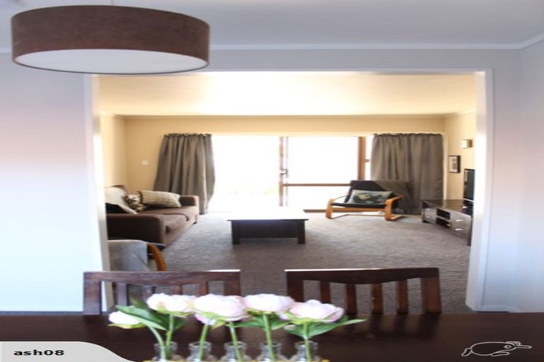 Photo of property in 4/8 Wood Street, Papakura, 2110