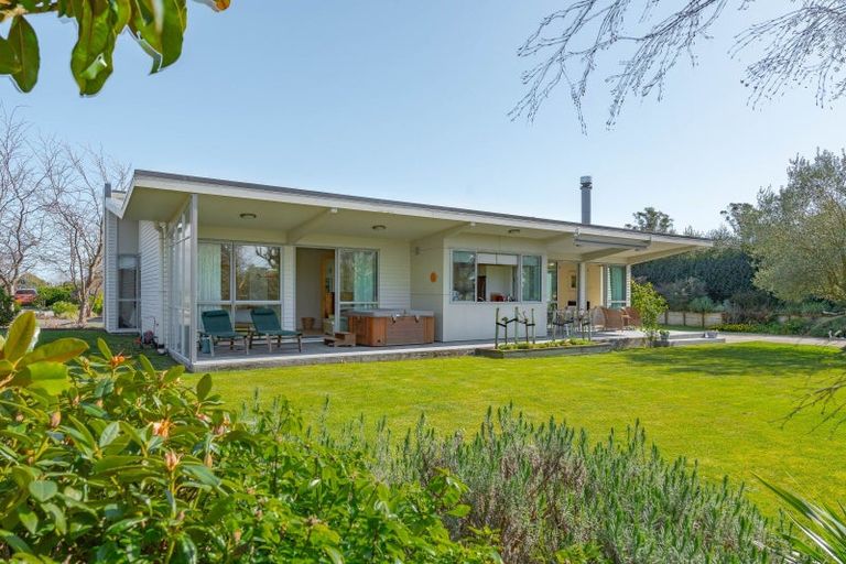 Photo of property in 3 Cherry Lane, Martinborough, 5711