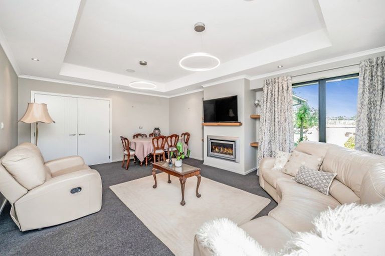 Photo of property in 1 Brinsworth Avenue, West Melton, 7618