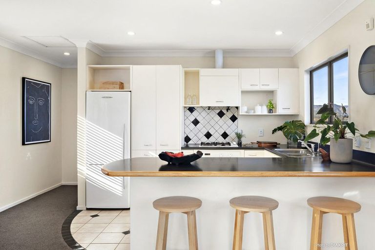 Photo of property in 8a Birkhall Grove, Strathmore Park, Wellington, 6022