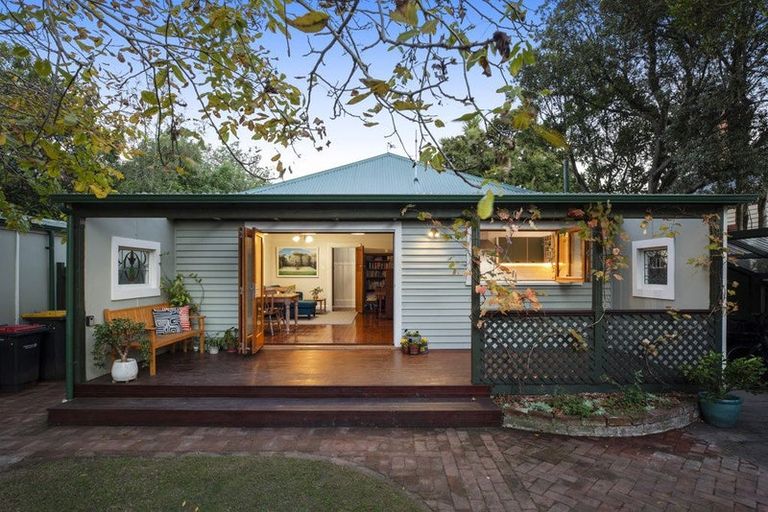 Photo of property in 61 Redruth Avenue, Spreydon, Christchurch, 8024