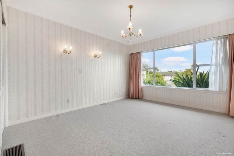 Photo of property in 4 The Anchorage, Sunnyhills, Auckland, 2010