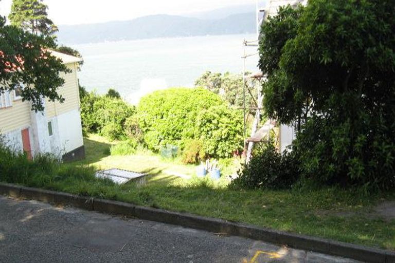 Photo of property in 21 Fettes Crescent, Seatoun, Wellington, 6022