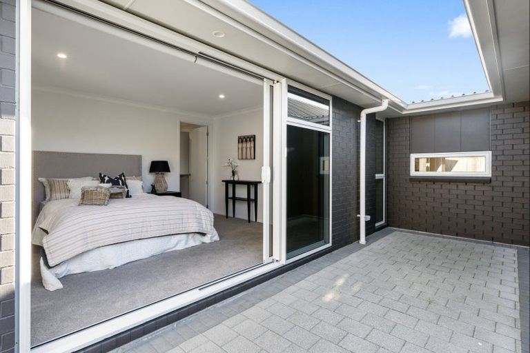 Photo of property in 83 Sandhurst Drive, Papamoa Beach, Papamoa, 3118