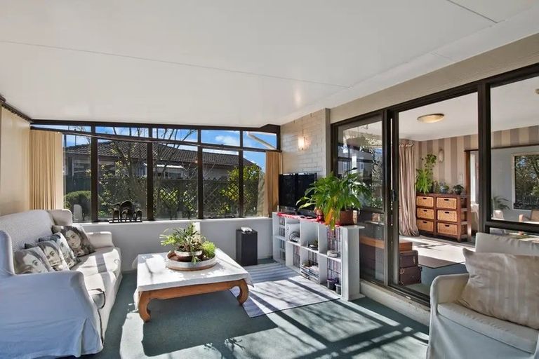 Photo of property in 23a Craven Street, Sockburn, Christchurch, 8042