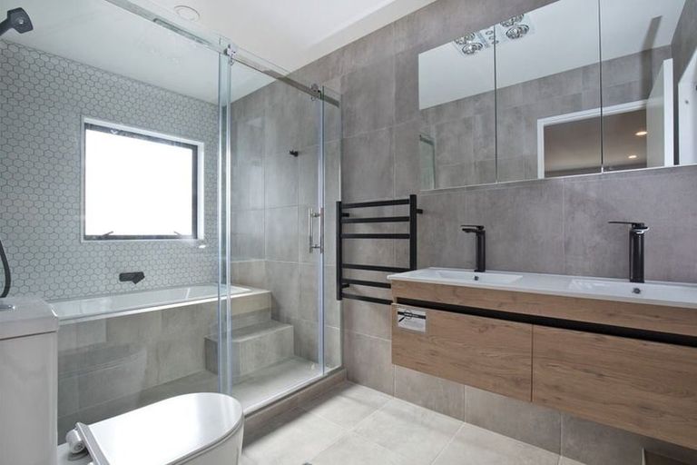 Photo of property in 94a Alton Avenue, Hillcrest, Auckland, 0627