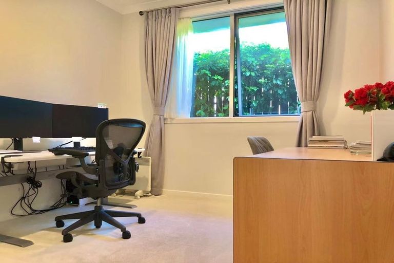 Photo of property in 11 Ian Gordon Lane, Orewa, 0931