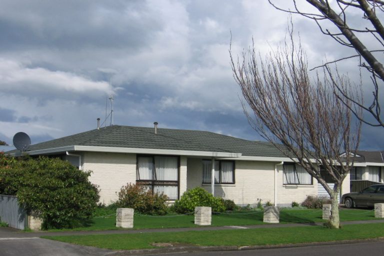 Photo of property in 4 Long Melford Road, Awapuni, Palmerston North, 4412