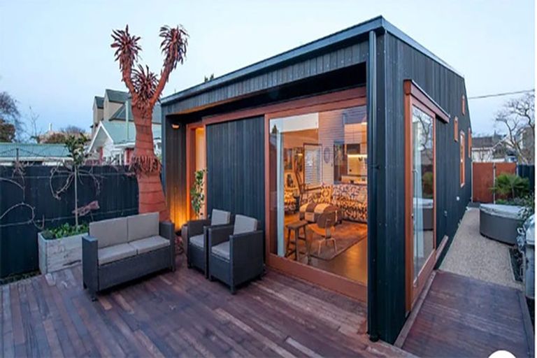 Photo of property in 97 Office Road, Merivale, Christchurch, 8014