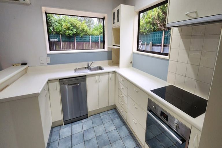 Photo of property in 2/56 Nottingham Avenue, Halswell, Christchurch, 8025